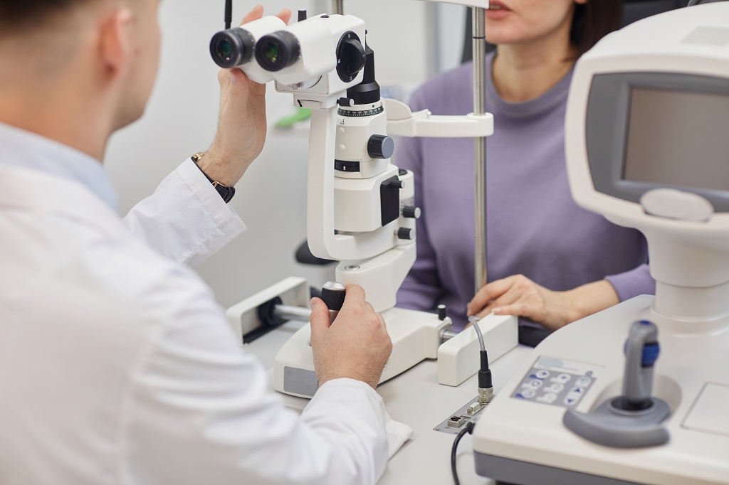 Leverage these tips after your laser eye surgery